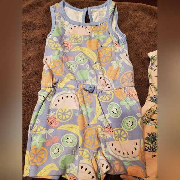 5t Romper bundle, 4 items! - Picture 3 of 5